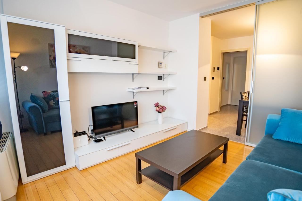 Apartment Luka غييكا المظهر الخارجي الصورة