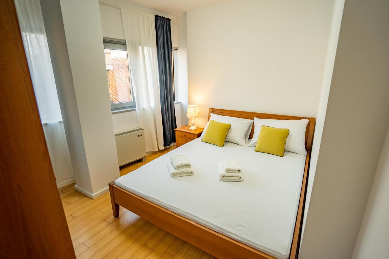 Apartment Luka غييكا المظهر الخارجي الصورة